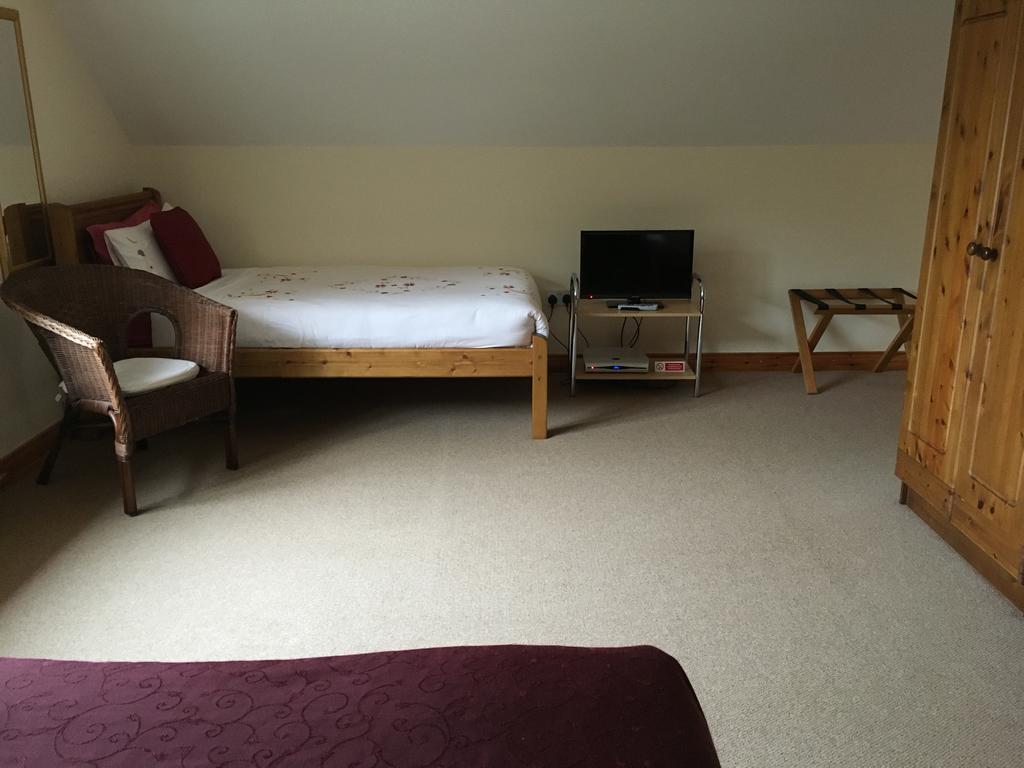 Riversdale House Accommodation ลาราห์ ภายนอก รูปภาพ