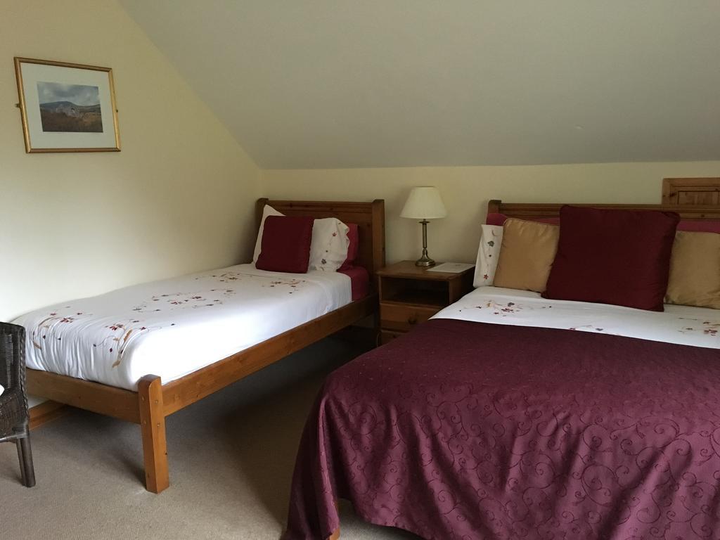 Riversdale House Accommodation ลาราห์ ภายนอก รูปภาพ