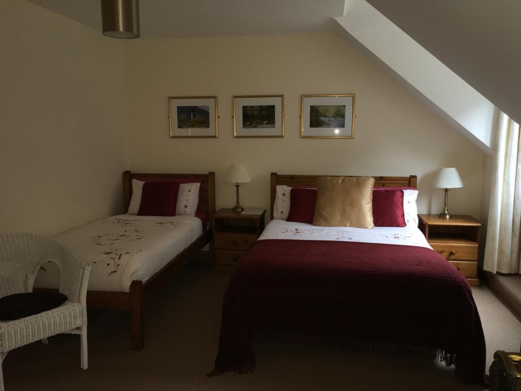 Riversdale House Accommodation ลาราห์ ภายนอก รูปภาพ