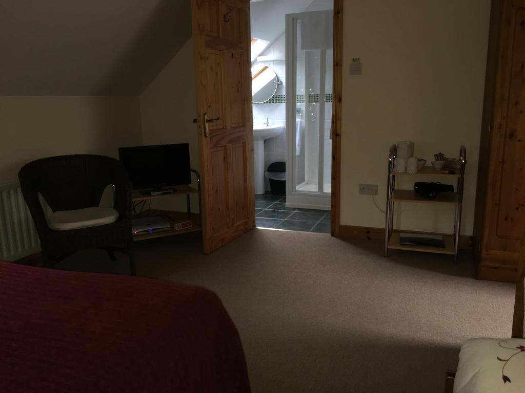 Riversdale House Accommodation ลาราห์ ภายนอก รูปภาพ