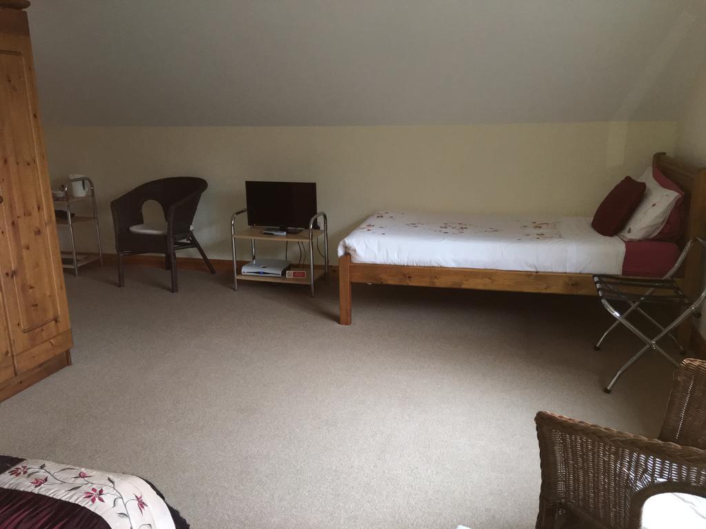 Riversdale House Accommodation ลาราห์ ภายนอก รูปภาพ