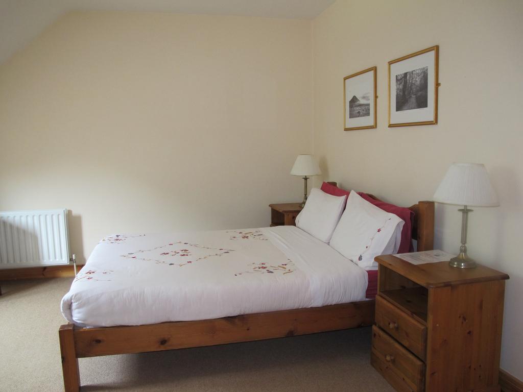 Riversdale House Accommodation ลาราห์ ห้อง รูปภาพ
