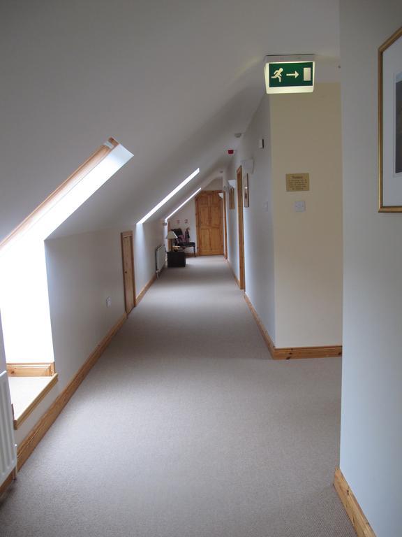 Riversdale House Accommodation ลาราห์ ภายนอก รูปภาพ